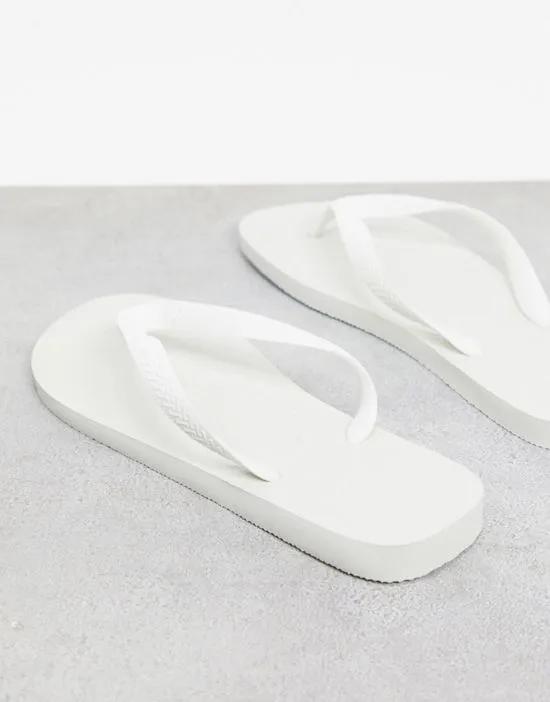 Havianas classic flip flops in white