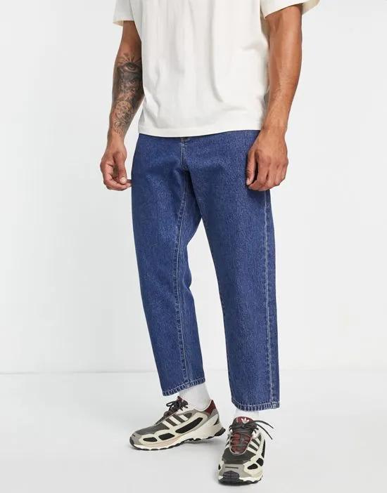 Hawtin tapered cropped jeans in mid wash