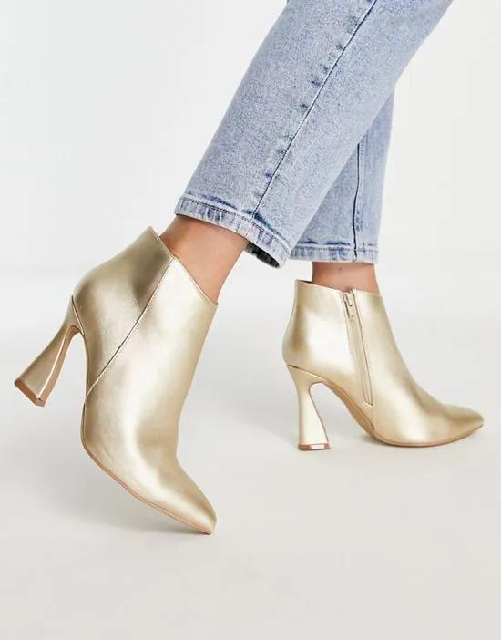 heeled ankle boot in gold
