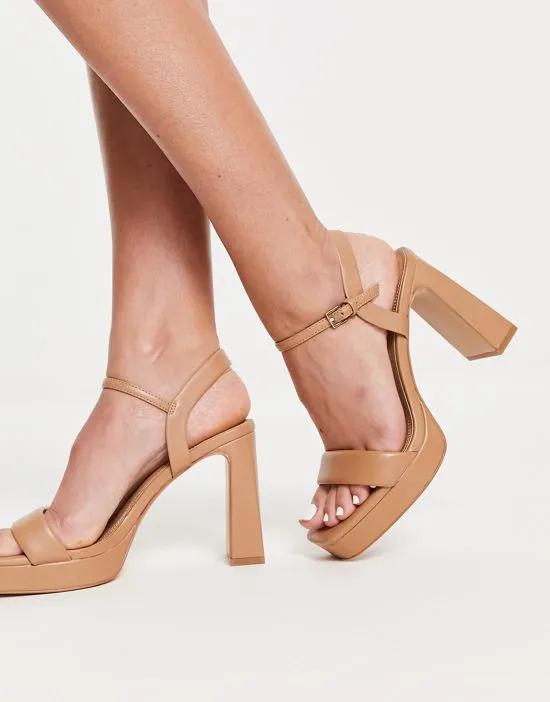 heeled platform sandal in tan