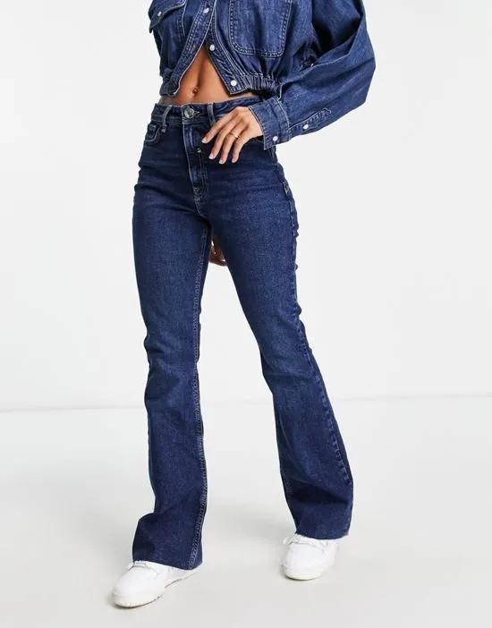 high rise flared jeans in blue