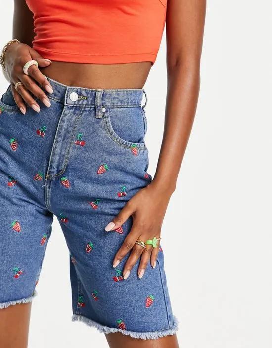 high rise longline mom shorts with fruit embroidery