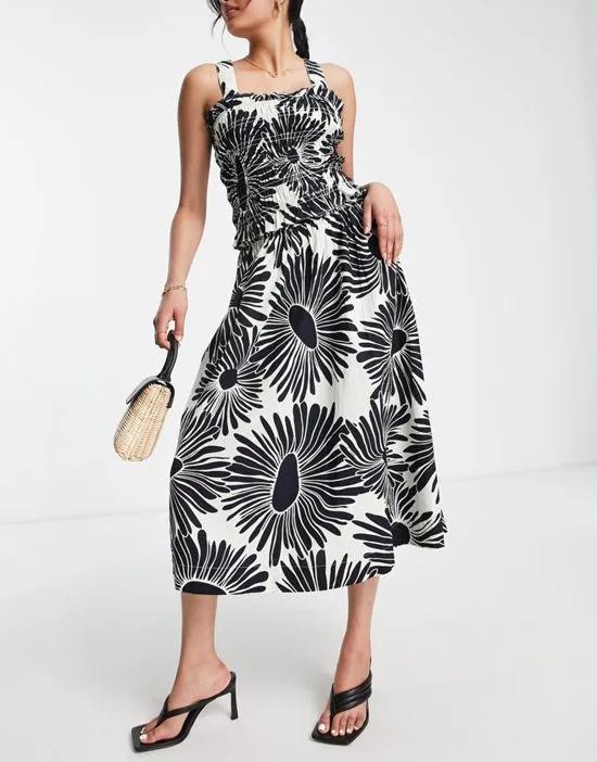 high rise midi skirt in contrast daisy print - part of a set