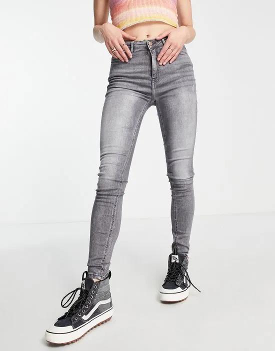 high rise skinny jean in gray