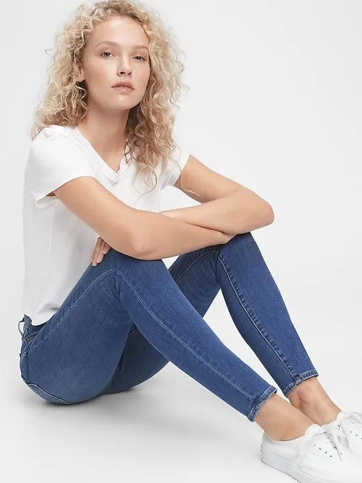 High Rise True Skinny Jeans With Washwell&#153