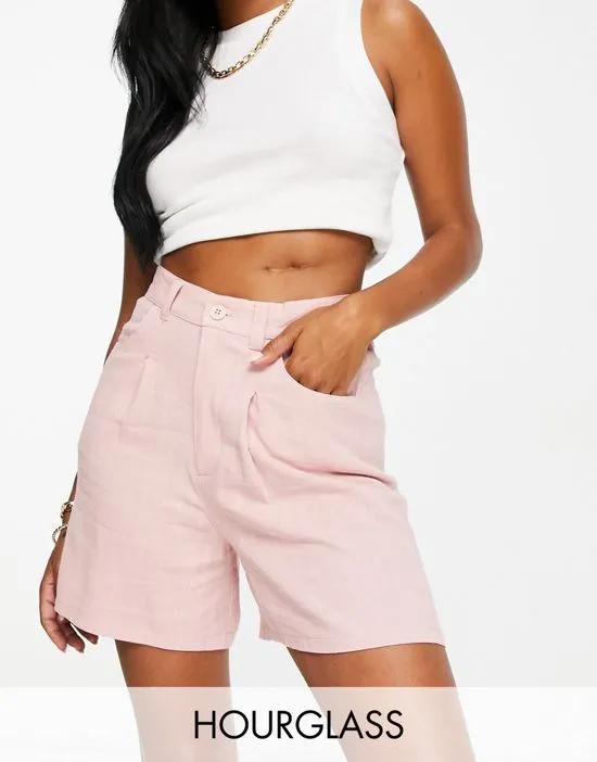 Hourglass drapey dad shorts in pink