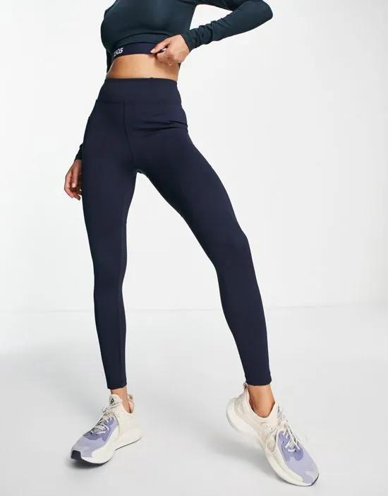 icon legging with bum sculpt seam detail and pocket