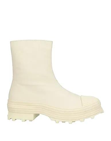 Ivory Leather Ankle boot