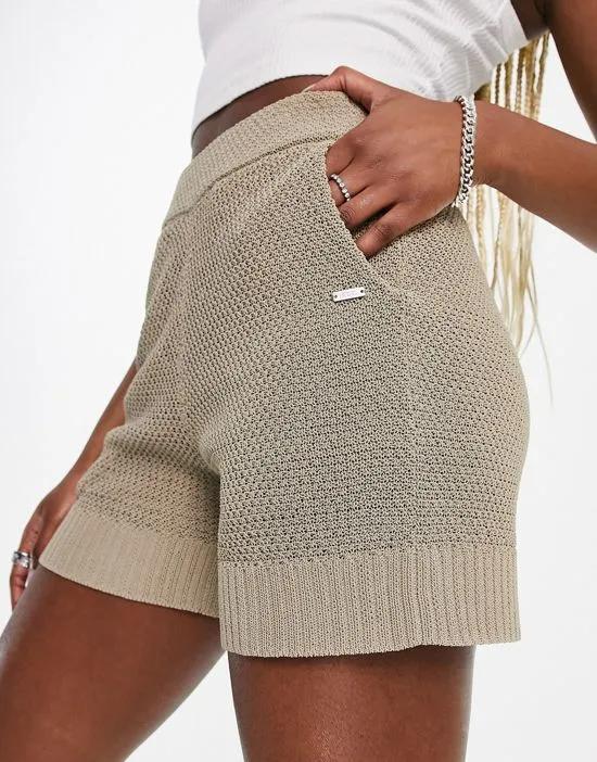 knit shorts in beige