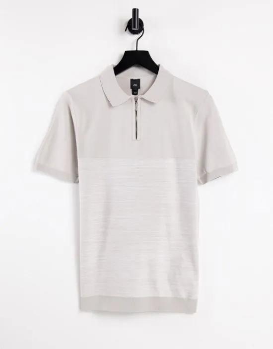 knitted polo in gray