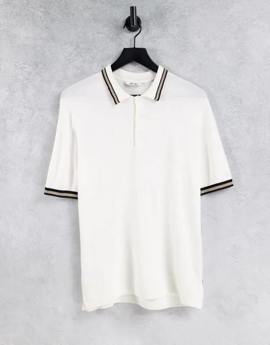 knitted polo shirt with tipping in white