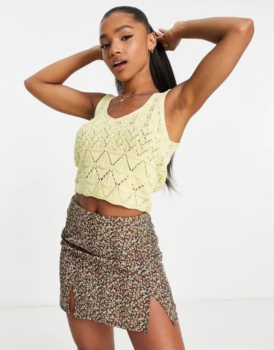 knitted tank top in light yellow