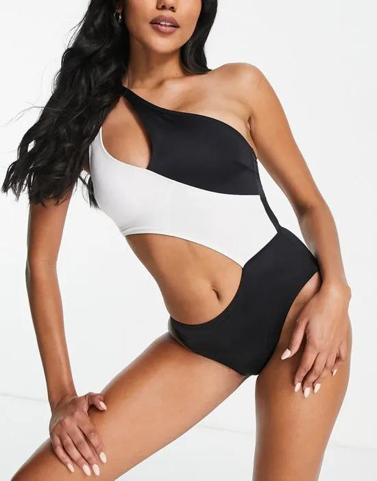 Komave assymetric one shoulder swimsuit in monochrome
