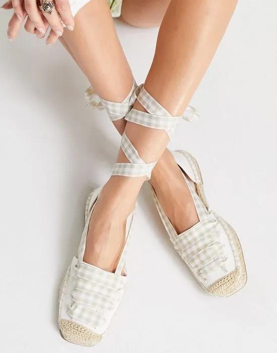 lace up espadrille in beige gingham