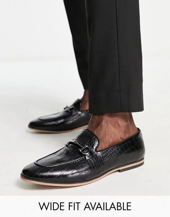 loafers in black faux croc with black snaffle