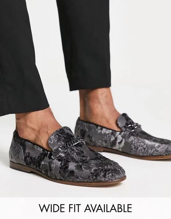 loafers in gray velvet floral design with snaffle