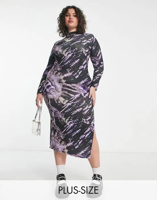 long sleeve grunge midi body-conscious dress in tie dye with buttefly graphic