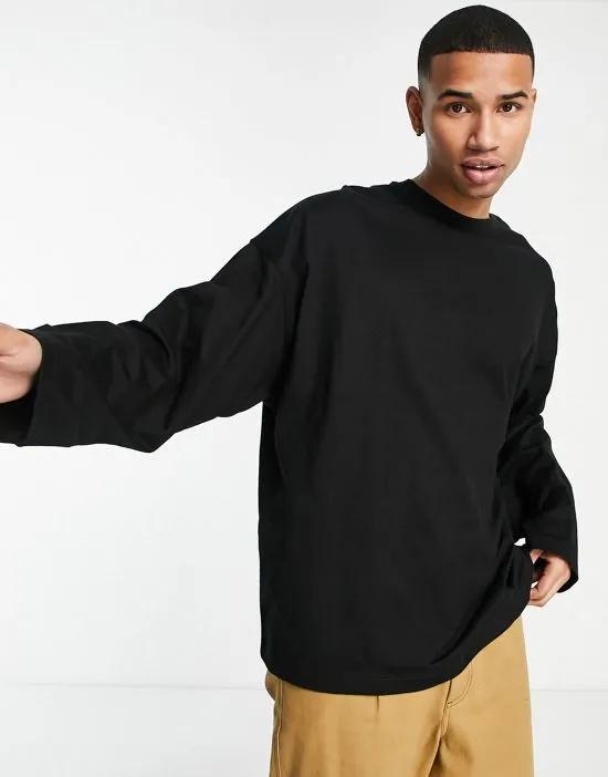 long sleeve heavy weight oversized t-shirt in black