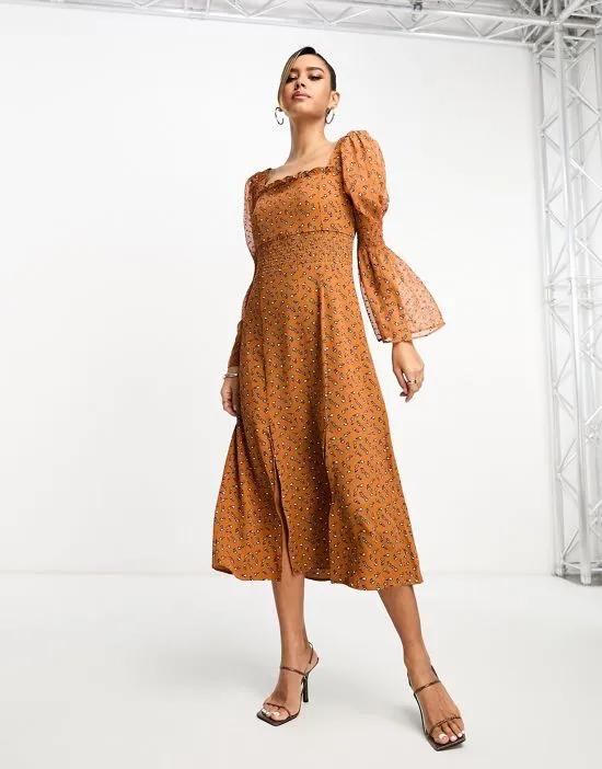 long sleeve maxi dress in brown floral