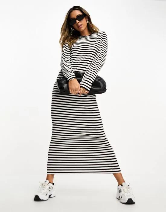 long sleeve maxi t-shirt dress in stripe