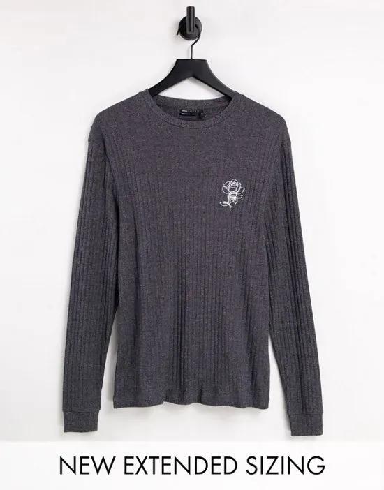 long sleeve t-shirt in dark gray rib with rose embroidery