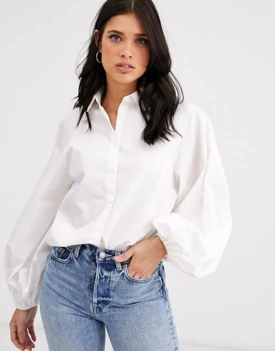 long volume sleeve shirt in cotton in white
