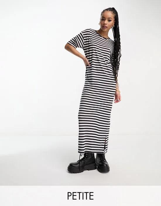 maxi t-shirt dress in black & white stripe