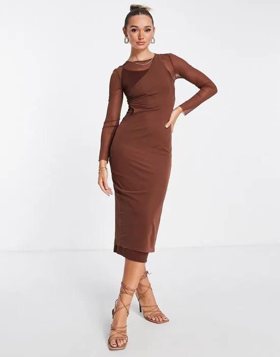 mesh mixed long sleeve midi dress in brown