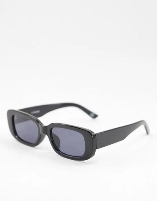 mid square sunglasses in black