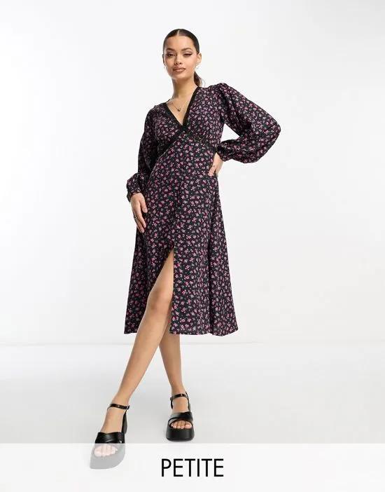 midi dress with lace trims in floral print