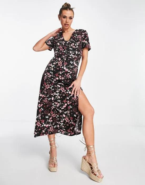 midi tea dress with short sleeve in black floral