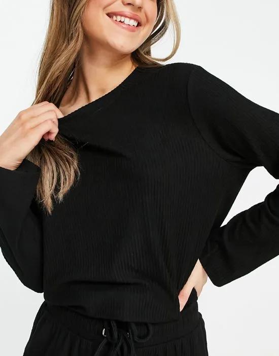 mix & match lounge super soft rib sweat with channeling in black