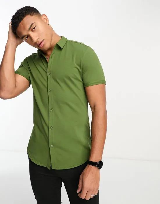 muscle fit jersey shirt in khaki