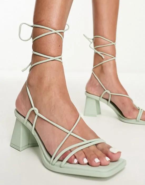 muti twist trap heeled sandal in mint