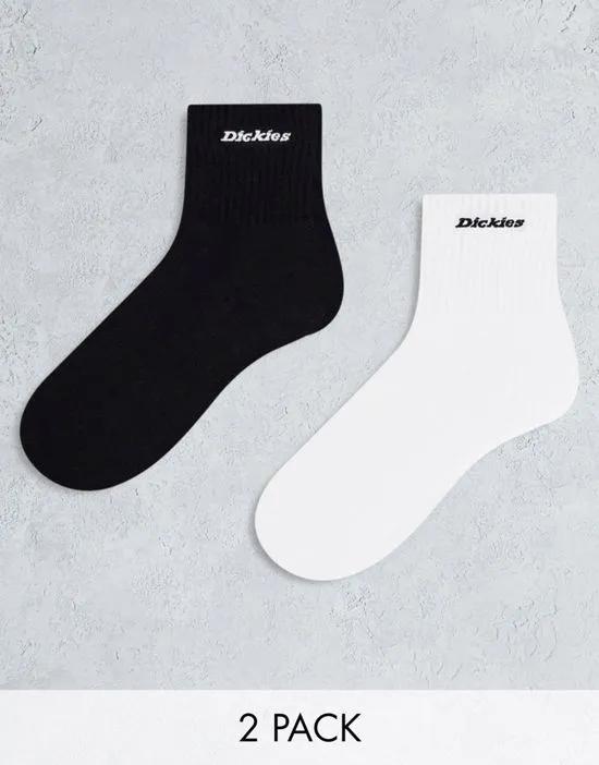 New Carlyss socks in black