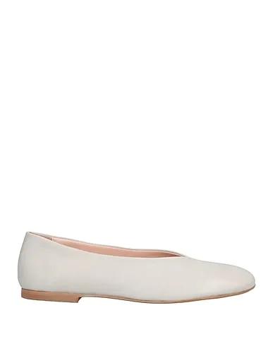 Off white Leather Ballet flats