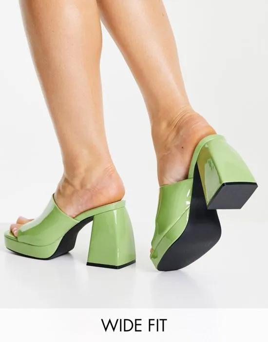 Oreo heeled mules in lime patent