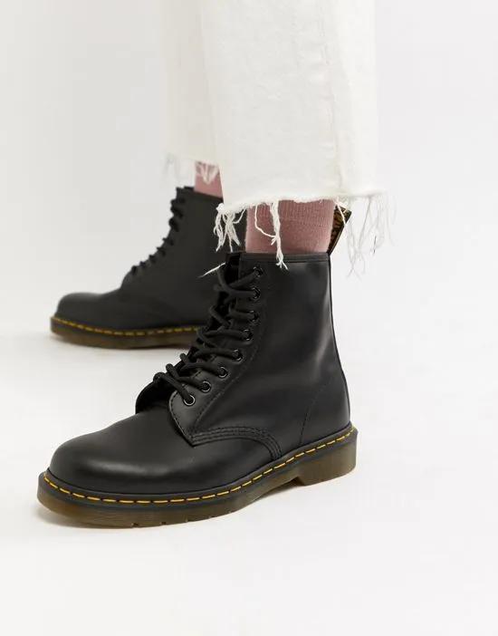 Original 8-Eye boots in black 11822006