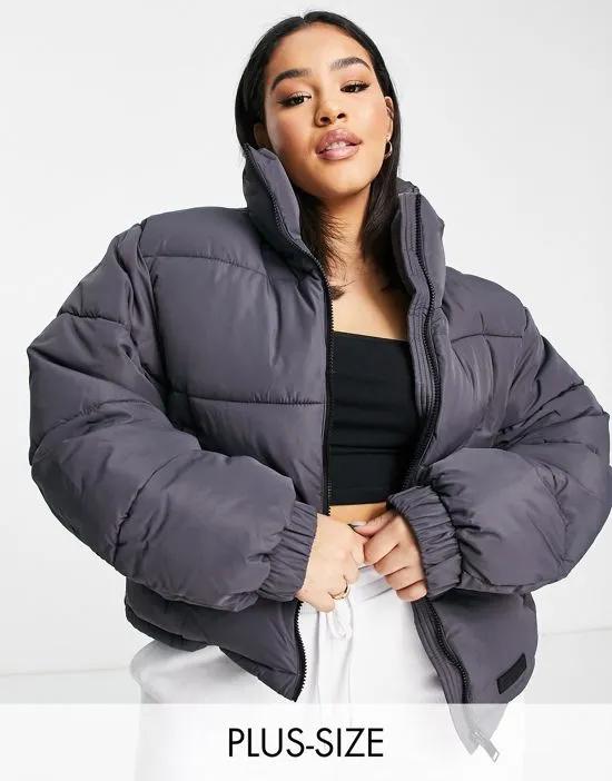 oversized cropped puffer coat in gray