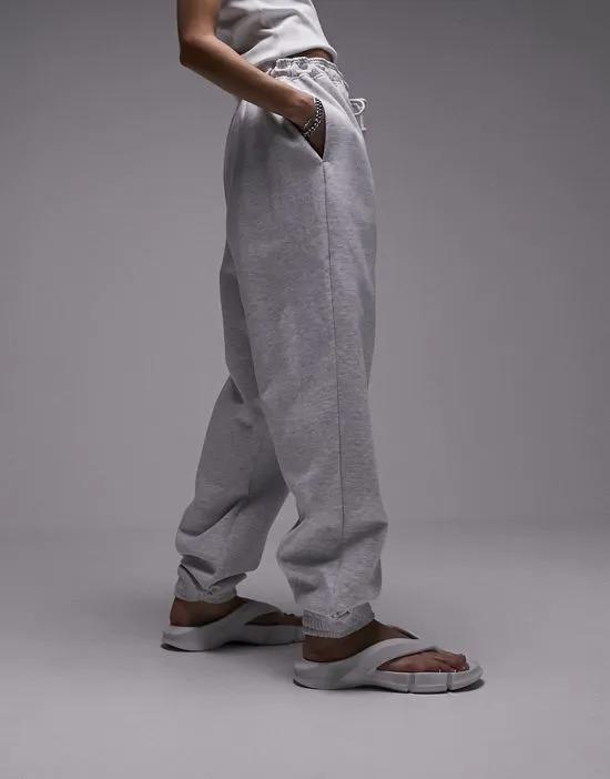 oversized cuff sweatpants in heather gray