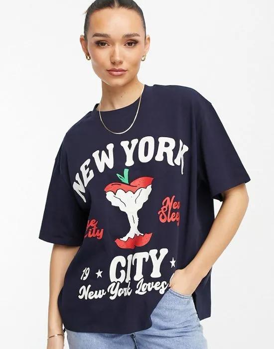 oversized heavy weight t-shirt in new york apple graphic in navy
