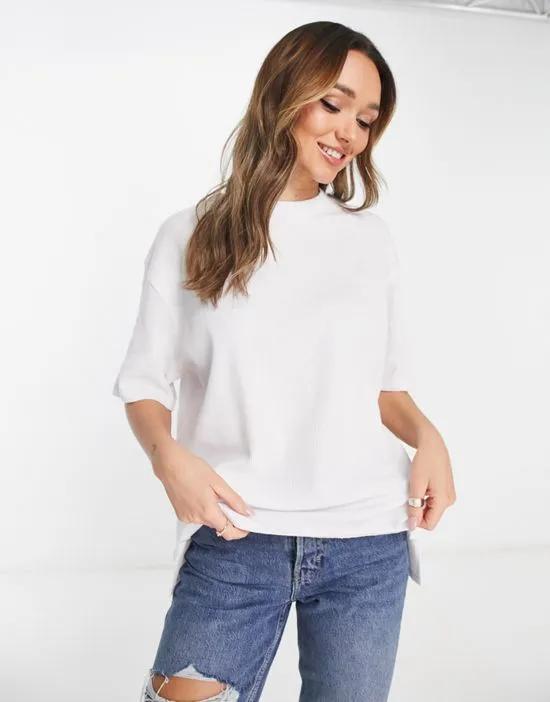 oversized heavy weight t-shirt with side splits in waffle in white