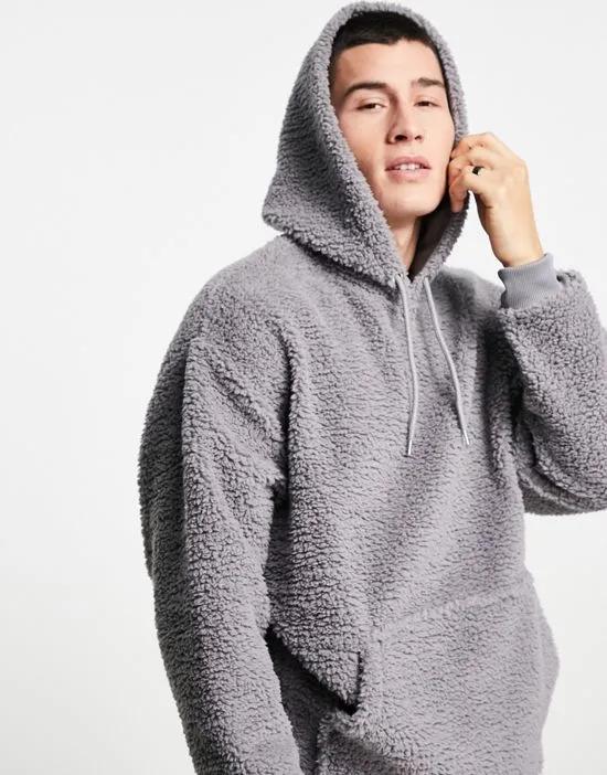 oversized hoodie in gray teddy borg