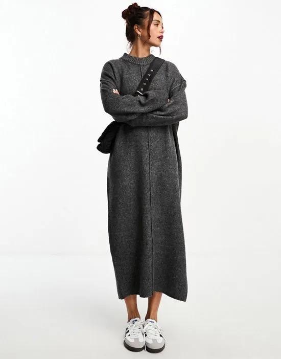 oversized knitted midi dress with crew neck and seam detail in charcoal