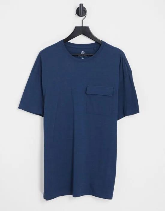 oversized pocket T-shirt in ocean blue