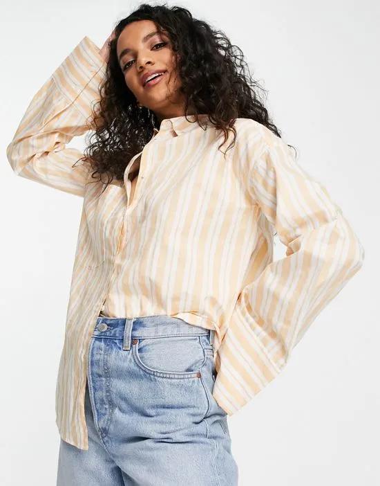 oversized shirt with wide sleeves in orange stripe