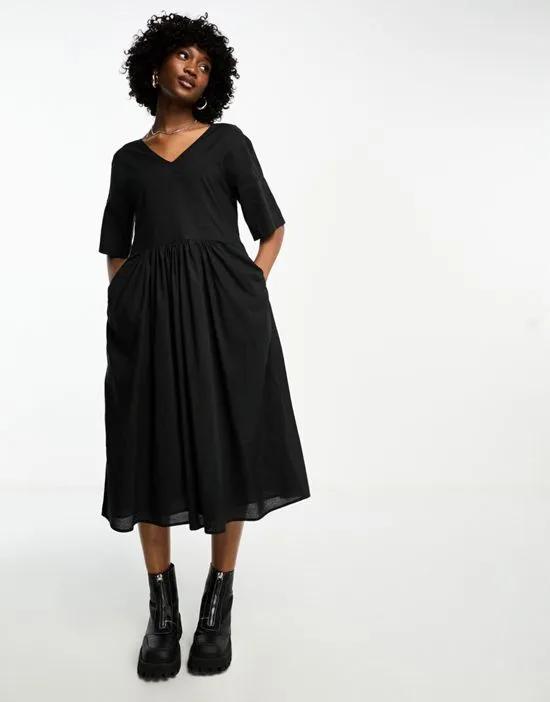 oversized smock midi dress in black