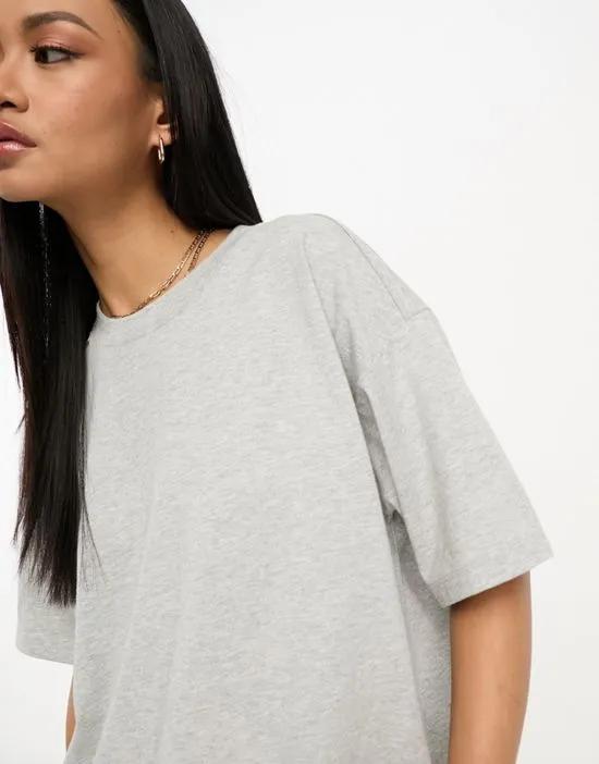 oversized T-shirt in gray heather