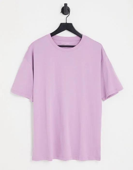 oversized t-shirt in lilac