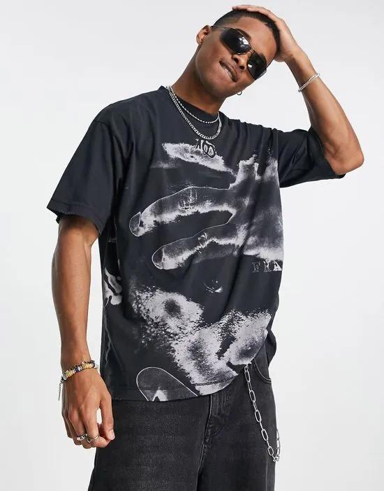 oversized T-shirt in washed black with frail print